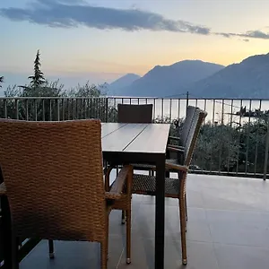 Cochetto's House In Apartment